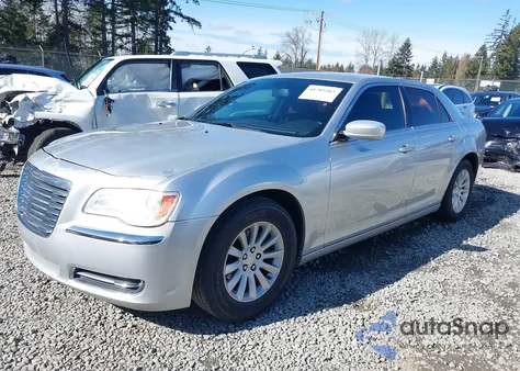 2012 Chrysler 300 z USA, uszkodzony, nr VIN 2C3CCAAG7CH116905